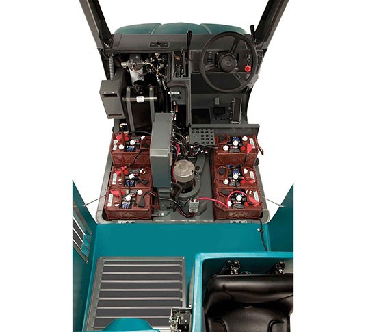 S20 Compact Ride-On Sweeper alt 4